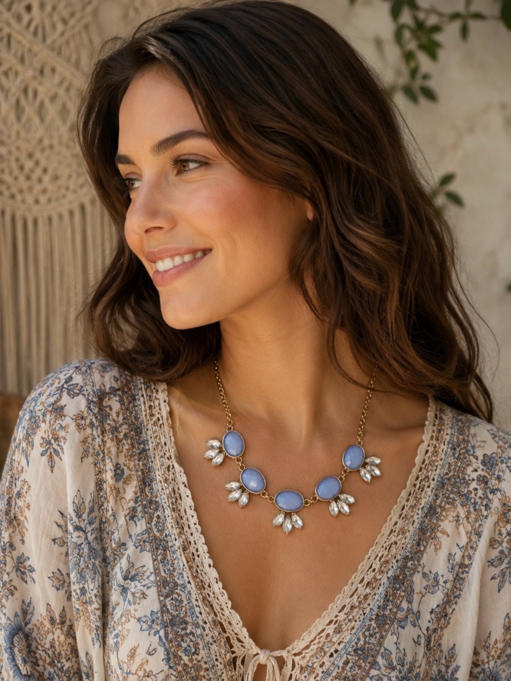 Liz Claiborne blue necklace